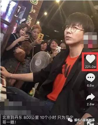 抖音最近好多娱乐圈吃瓜博主,抖音博主揭秘幕后风云